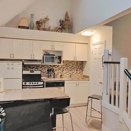 Blue Mountain, Collingwood - Loft Condo, Sleeps 4 Montanhas Azuis Exterior foto